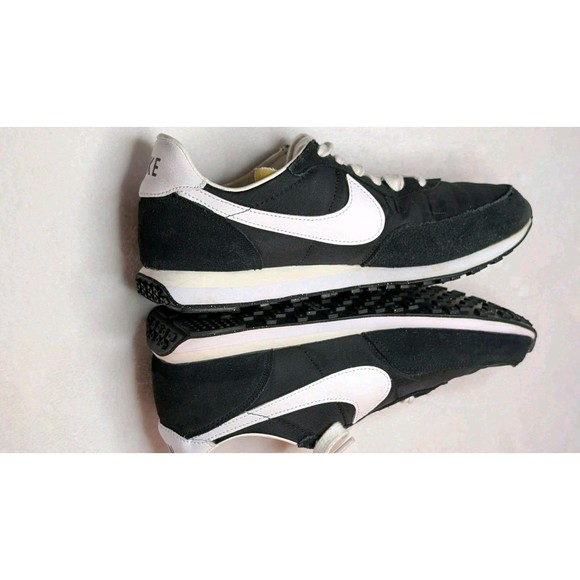 Nike Waffle Trainer 2 YTH Sz. 7 Athletic Shoe BLK/WHT Unisex Sneaker #DC6477-001 - Picture 11 of 16